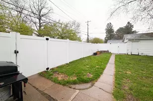 1023 8th Ave, Wausau, WI 54401 - Photo 31