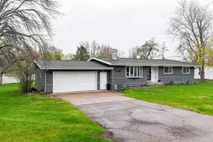 2430 Meadow Ln, Plover, WI 54467 - Photo 37