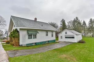 826 Park Ave, Wausau, WI 54403 - Photo 3