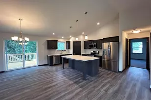 4532 Moreland Rd, Plover, WI 54467 - Photo 5