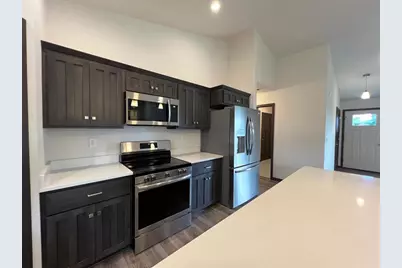 4532 Moreland Road, Plover, WI 54467 - Photo 7