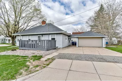 828 Wausau Avenue, Wausau, WI 54403 - Photo 1