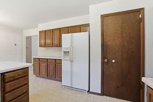 1835 Edgewood Ln, Stevens Point, WI 54482 - Photo 13