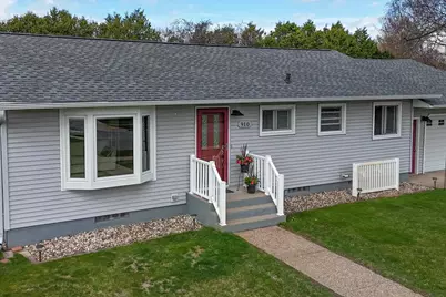 910 16th Street South, Wisconsin Rapids, WI 54494 - Photo 3