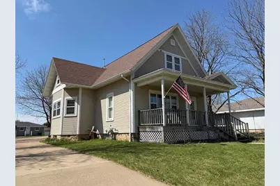 305 N Division Street, Loyal, WI 54446 - Photo 3