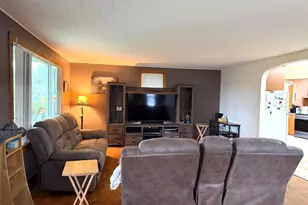 305 N Division St, Loyal, WI 54446 - Photo 9
