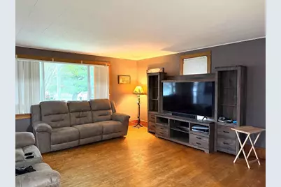 305 N Division Street, Loyal, WI 54446 - Photo 11
