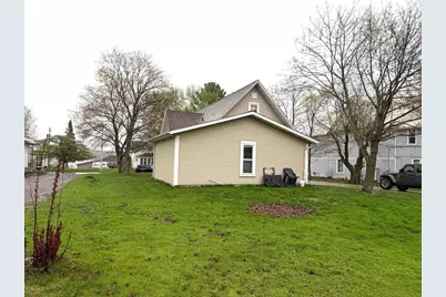 305 N Division Street, Loyal, WI 54446 - Photo 29