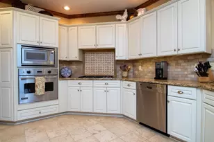 1706 Tall Oaks Dr, Wausau, WI 54403 - Photo 13