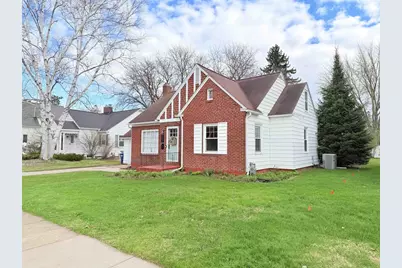 401 Broadway Avenue, Wausau, WI 54403 - Photo 3