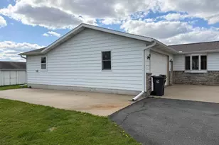 3028 Popp Ave, Marshfield, WI 54449 - Photo 3