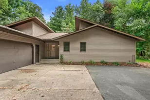 313 Woodland Dr, Stevens Point, WI 54482 - Photo 41