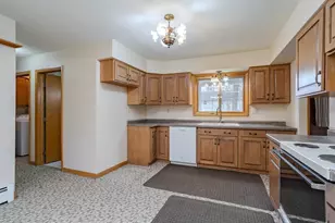 2110 Hemlock Ave, Schofield, WI 54476 - Photo 11