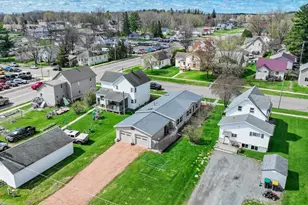 114 N Park Ave, Medford, WI 54451 - Photo 7