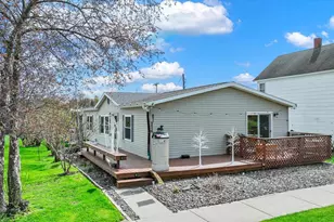 114 N Park Ave, Medford, WI 54451 - Photo 3