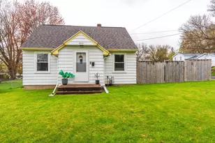 2212 9th St, Wausau, WI 54403 - Photo 33