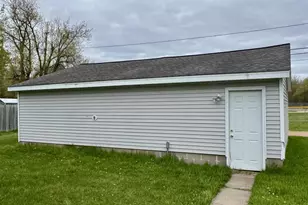 108 W 3rd St, Merrill, WI 54452 - Photo 19