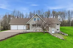 N5050 Highland Dr, Medford, WI 54451 - Photo 3