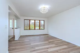 5564 Jefferson St, Stevens Point, WI 54482 - Photo 9