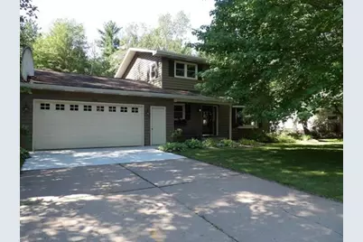 803 Becker Street, Rothschild, WI 54474 - Photo 5