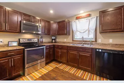 617 Main Street, Marathon, WI 54448 - Photo 13