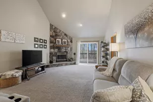 E2040 Curtis Ln, Iola, WI 54945 - Photo 9
