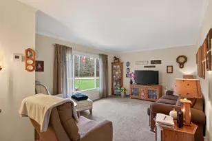 5010 Auburn Ave, Wisconsin Rapids, WI 54494 - Photo 3