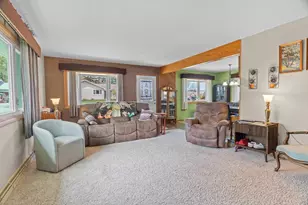 715 N Hinman Ave, Marshfield, WI 54449 - Photo 5