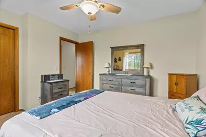 715 N Hinman Avenue, Marshfield, WI 54449 - Photo 13