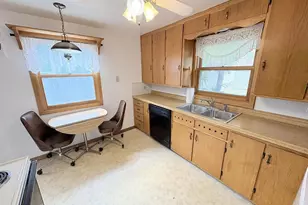 1521 Monroe St, Wisconsin Rapids, WI 54494 - Photo 5