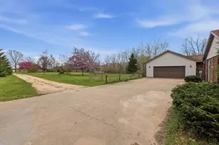 9722 1st St, Plainfield, WI 54966 - Photo 17
