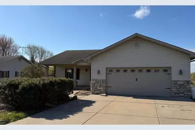 803 Roberts Street, Spencer, WI 54479 - Photo 3