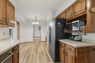 2151 Breezewood, Plover, WI 54467 - Photo 11