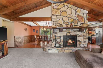 321 Crossbow Drive, Plover, WI 54467 - Photo 7