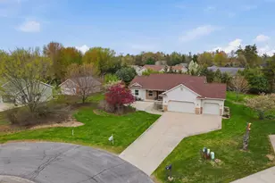 4580 Still Meadow Ln, Plover, WI 54467 - Photo 9