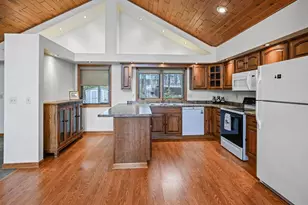 7265 Arbutus Dr, Eagle River, WI 54521 - Photo 5