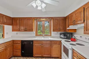 1710 46th St, Wisconsin Rapids, WI 54494 - Photo 5