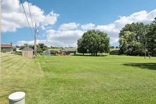 1909 Weber Dr, , WI 53590 - Photo 37