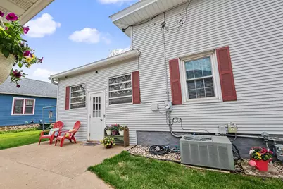 1901 Strongs Avenue, Stevens Point, WI 54481 - Photo 5