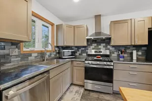 2410 Hickory Dr, Plover, WI 54467 - Photo 15