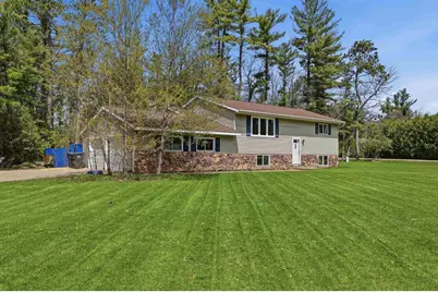 2410 Hickory Drive, Plover, WI 54467 - Photo 3