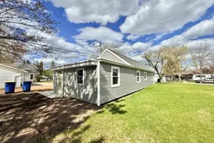 704 Spruce St, Merrill, WI 54452 - Photo 17