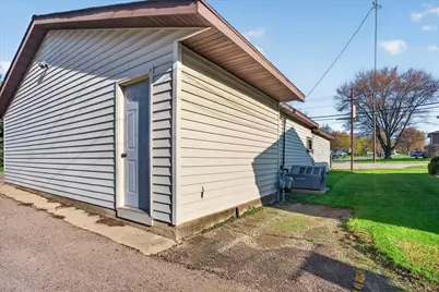 723 Milwaukee Road, Clinton, WI 53525 - Photo 25