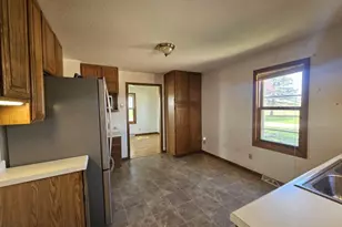 11858 MacArthur Dr, Chili, WI 54420 - Photo 5