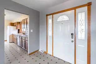 1235 Elm St, Wausau, WI 54401 - Photo 7