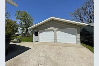 915 Western Street, Marshfield, WI 54449 - Photo 3