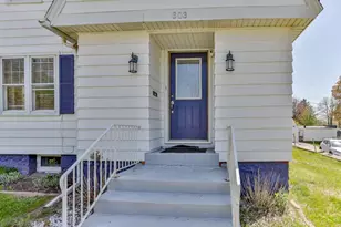 303 9th Ave, Wausau, WI 54401 - Photo 5