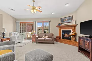 1901 Bluebell Ln, Stevens Point, WI 54482 - Photo 5