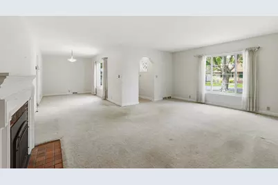 2409 Simonis Street, Stevens Point, WI 54481 - Photo 7
