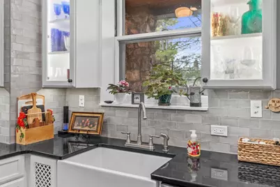 1717 Clark Street, Stevens Point, WI 54481 - Photo 9